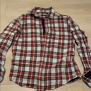 Untucked slim fit button up flannel